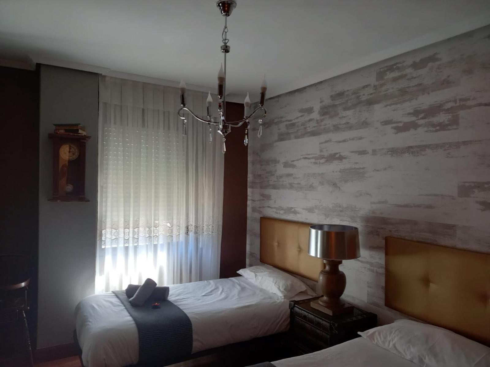 Diego'S Vintage Apartment Bilbao Luaran gambar