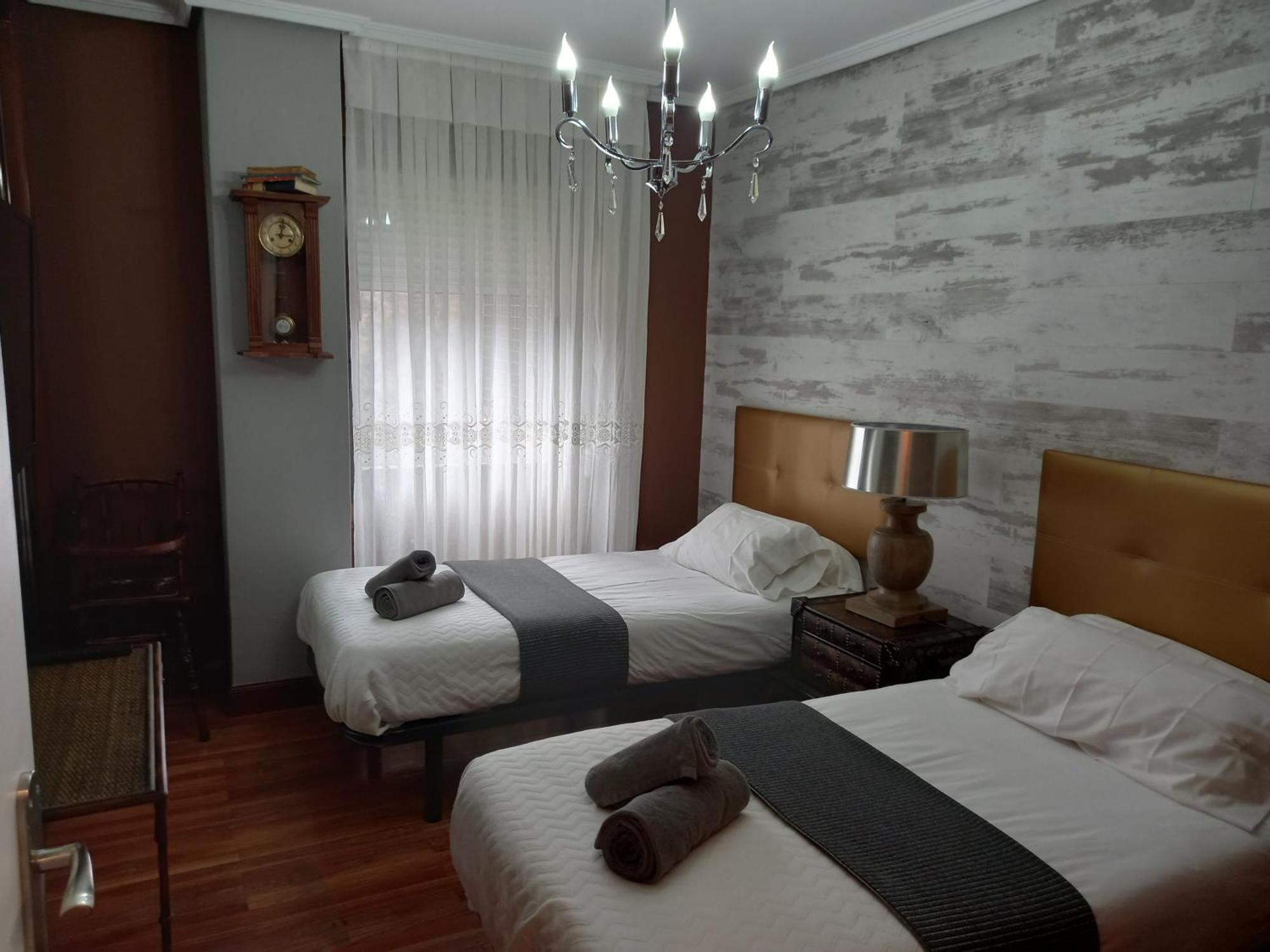 Diego'S Vintage Apartment Bilbao Luaran gambar